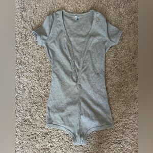 GREY BODYSUIT